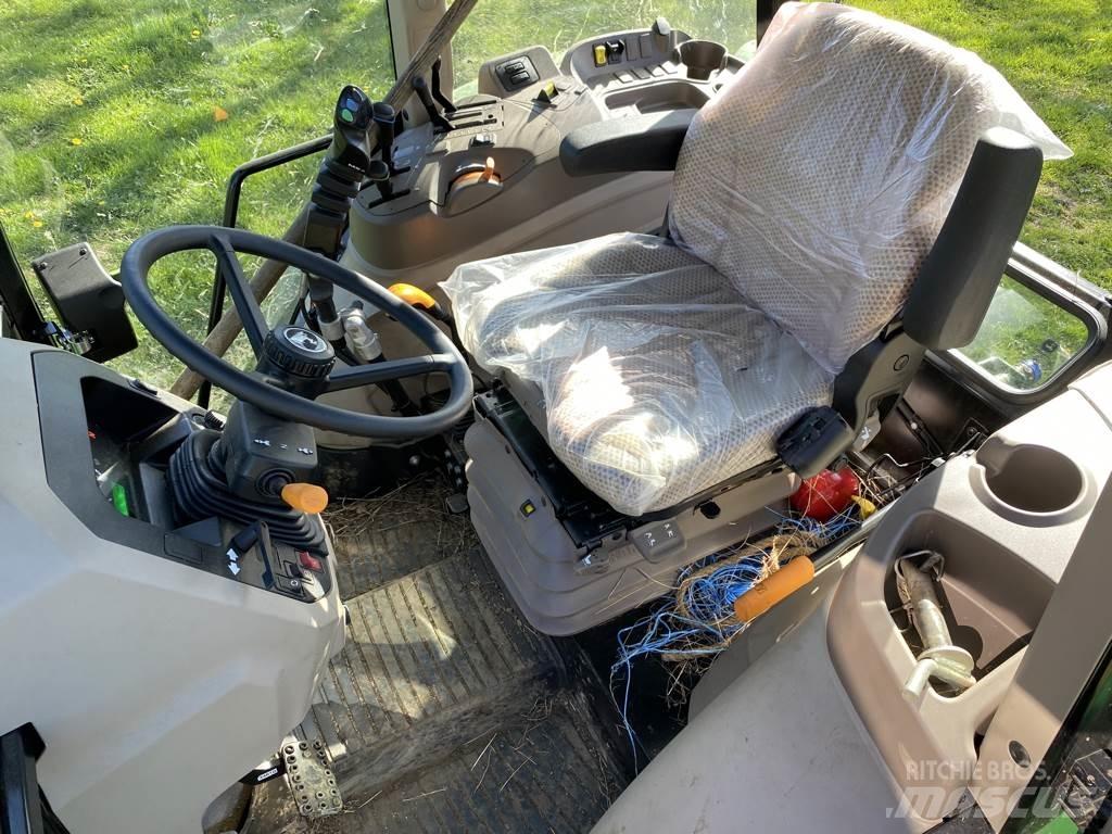 John Deere 5075E الجرارات
