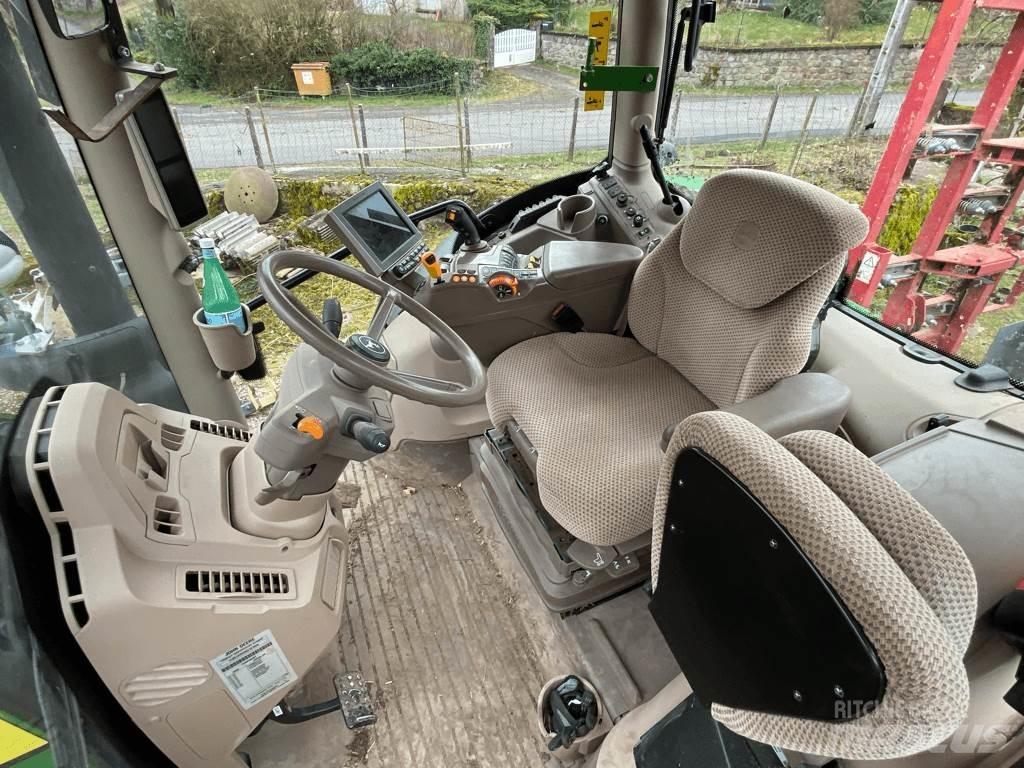 John Deere 6R 145 الجرارات