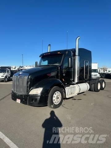 Peterbilt 579 وحدات الجر