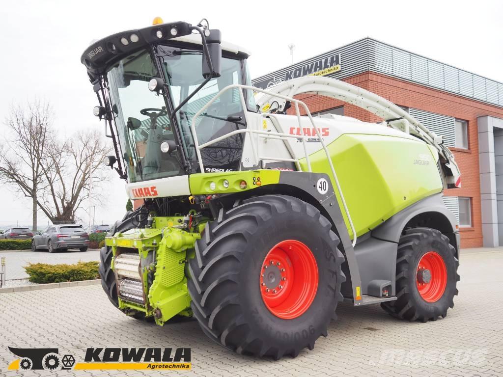 CLAAS Jaguar 950 4x4 علافات ذاتية الدفع
