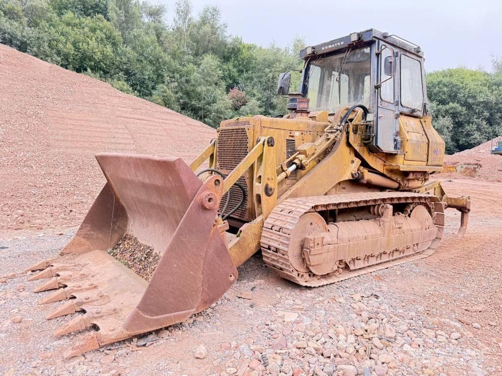 Komatsu D 57 S-1 لوادر زحافة