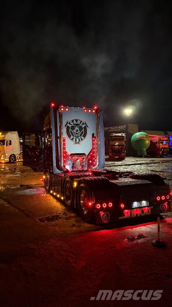 Scania S 770 وحدات الجر