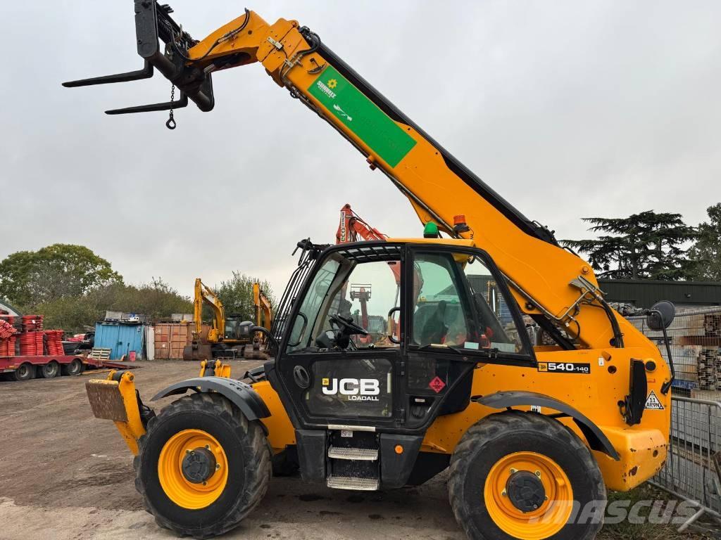 JCB 540-140 مناولات متداخلة