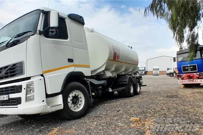 Volvo FH12 460 شاحنات أخرى