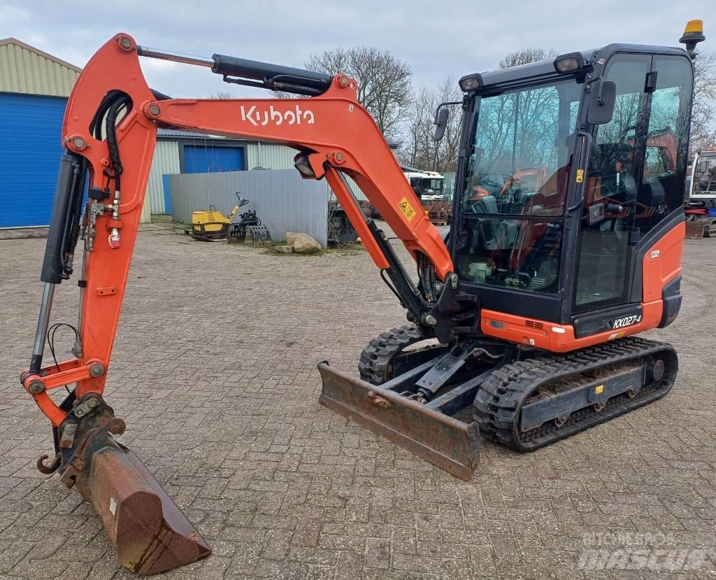 Kubota KX027-4 حفارات صغيرة أقل من 7 طن (حفارات صغيرة)