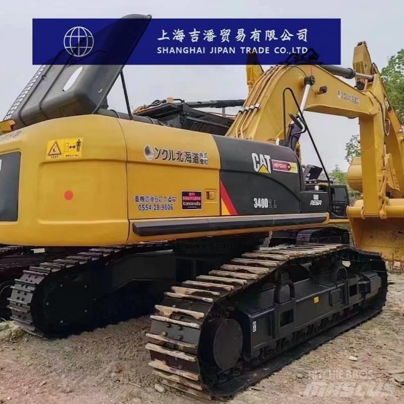 CAT 340 D حفارات زحافة