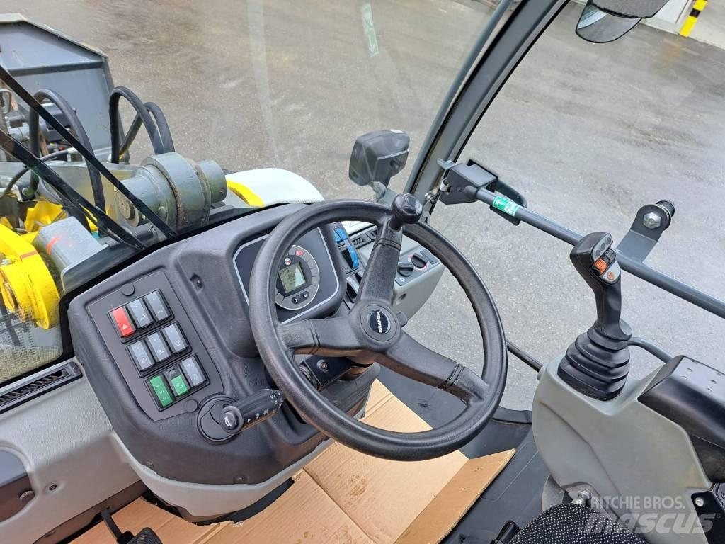 Kramer 352-14S لوادر انزلاقية التوجيه
