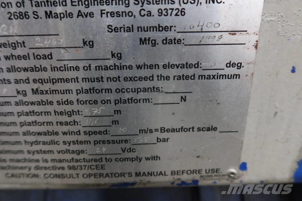 UpRight X32N رافعات مقصية الشكل