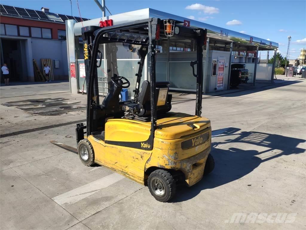 Yale ERP20VF شاحنات ذات رافعات شوكية تعمل بالكهرباء