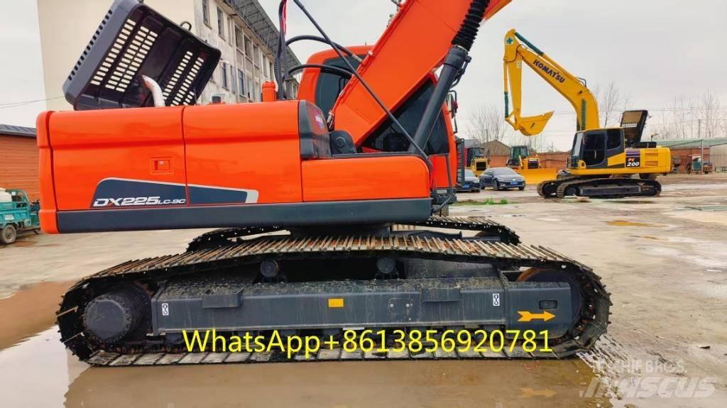 Doosan DX 225 حفارات زحافة