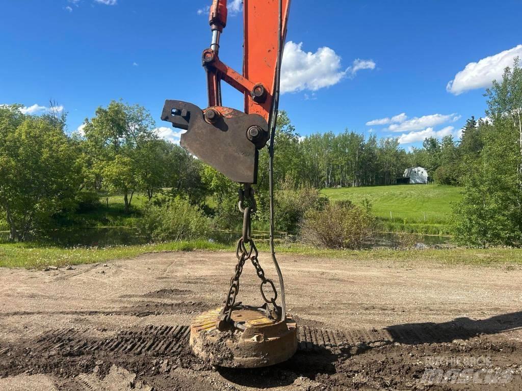 Hitachi ZX 160 LC حفارات هدم