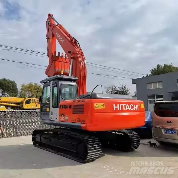 Hitachi ZX200 حفارات زحافة