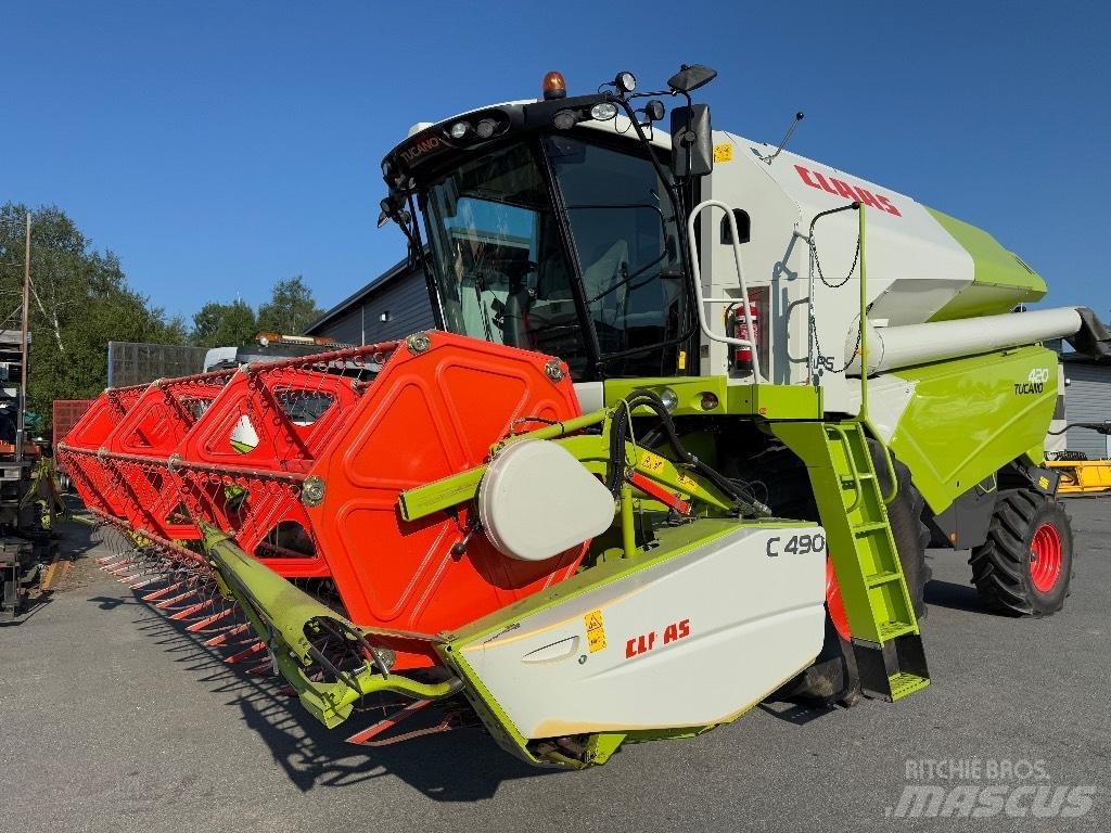 CLAAS Tucano 420 حصادات