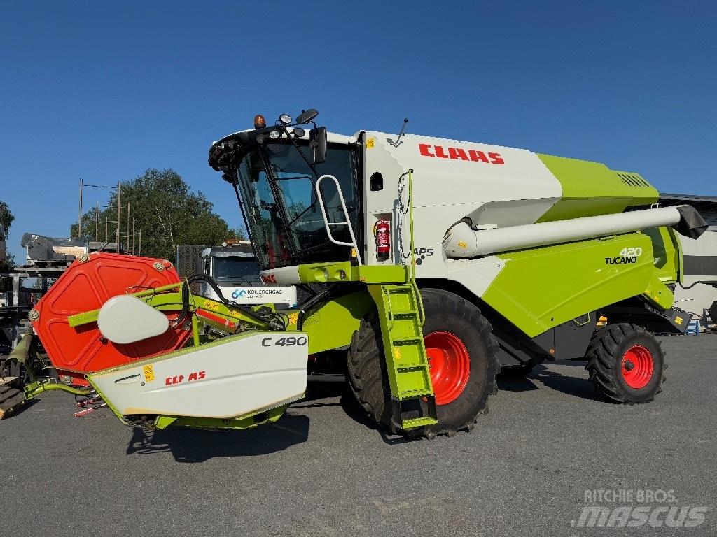 CLAAS Tucano 420 حصادات