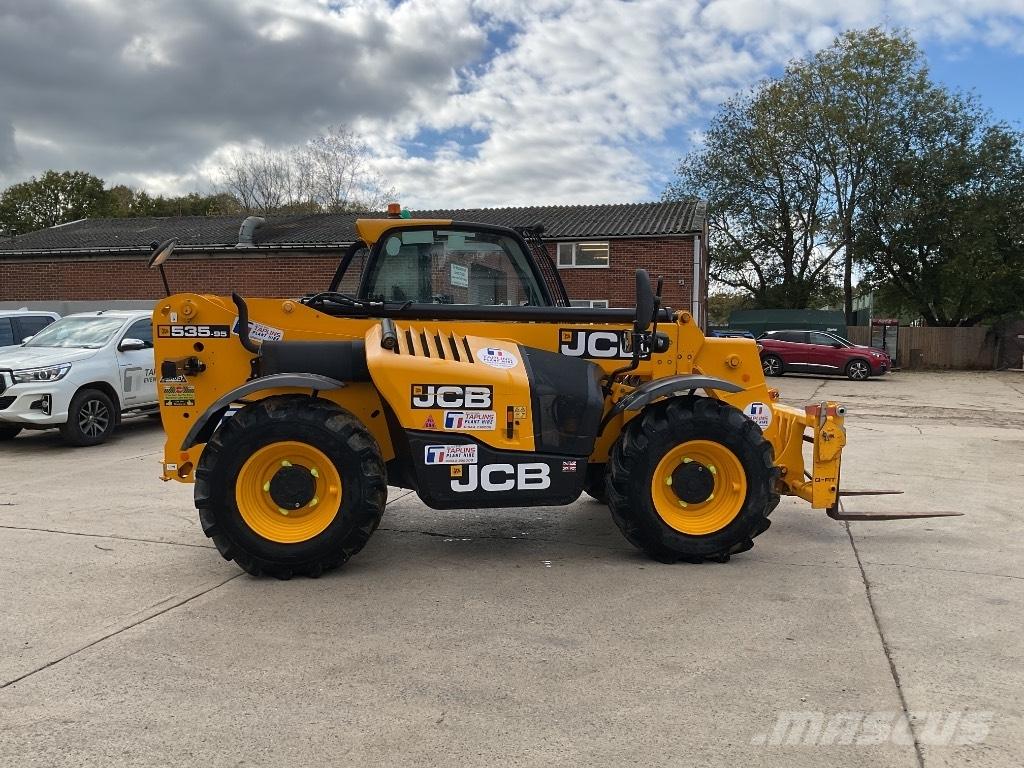 JCB 535-95 مناولات متداخلة