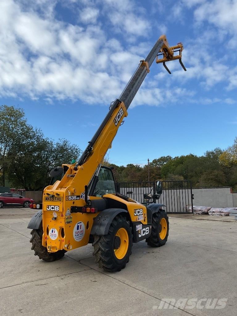 JCB 535-95 مناولات متداخلة