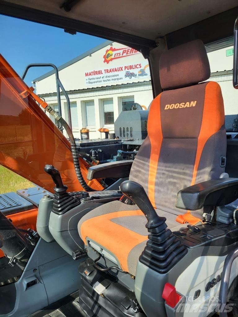 Doosan DX 140 LC-5 حفارات زحافة