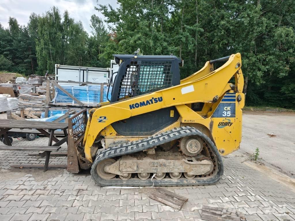 Komatsu CK 35 لوادر انزلاقية التوجيه