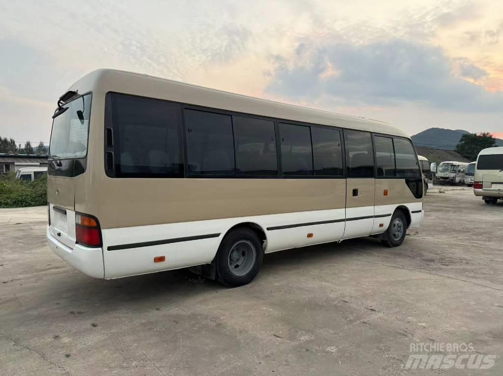 Toyota Coaster Bus حافلة صغيرة
