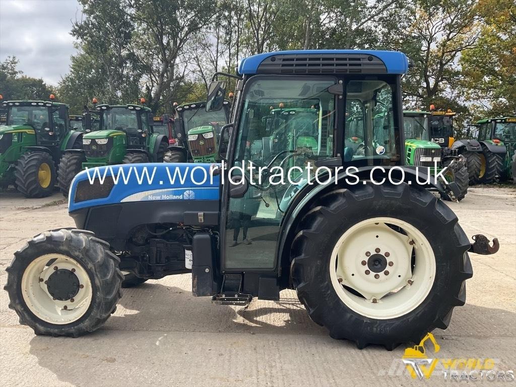 New Holland T 4050 F الجرارات