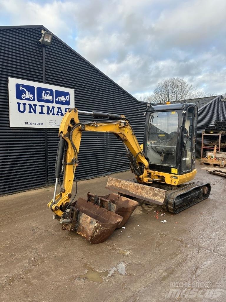 CAT 302.7DCR حفارات صغيرة أقل من 7 طن (حفارات صغيرة)