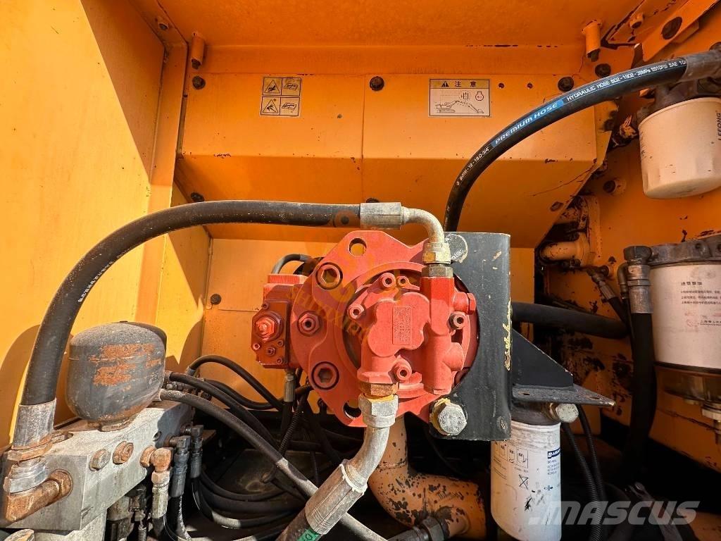Hyundai Robex 225 حفارات زحافة