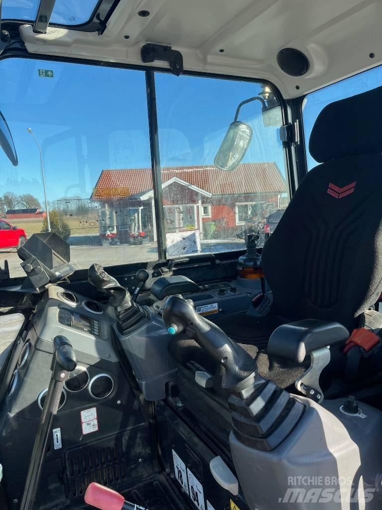 Yanmar SV 60-6B حفارات صغيرة أقل من 7 طن (حفارات صغيرة)