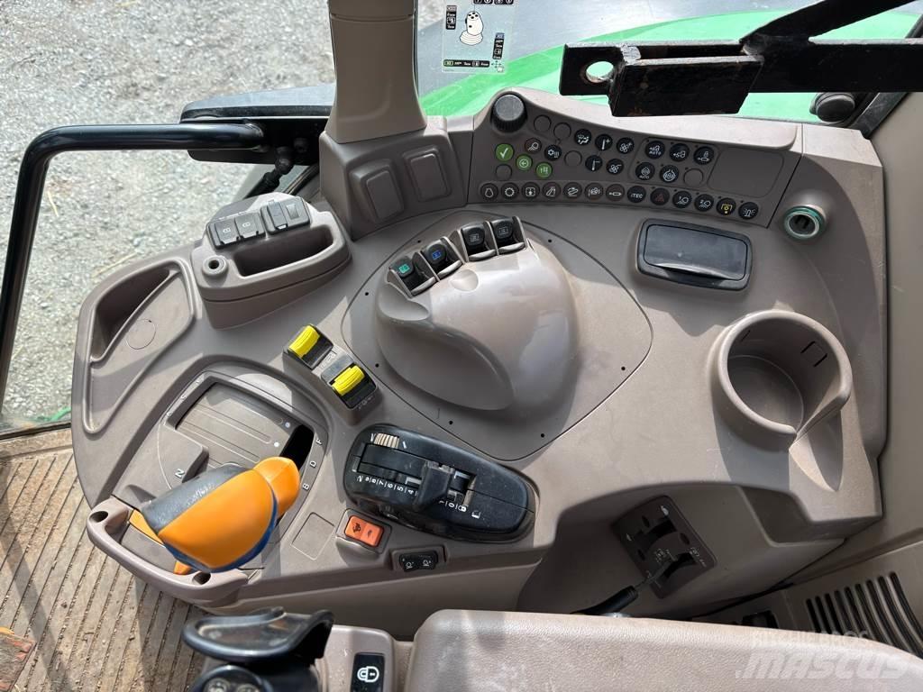 John Deere 6120M الجرارات
