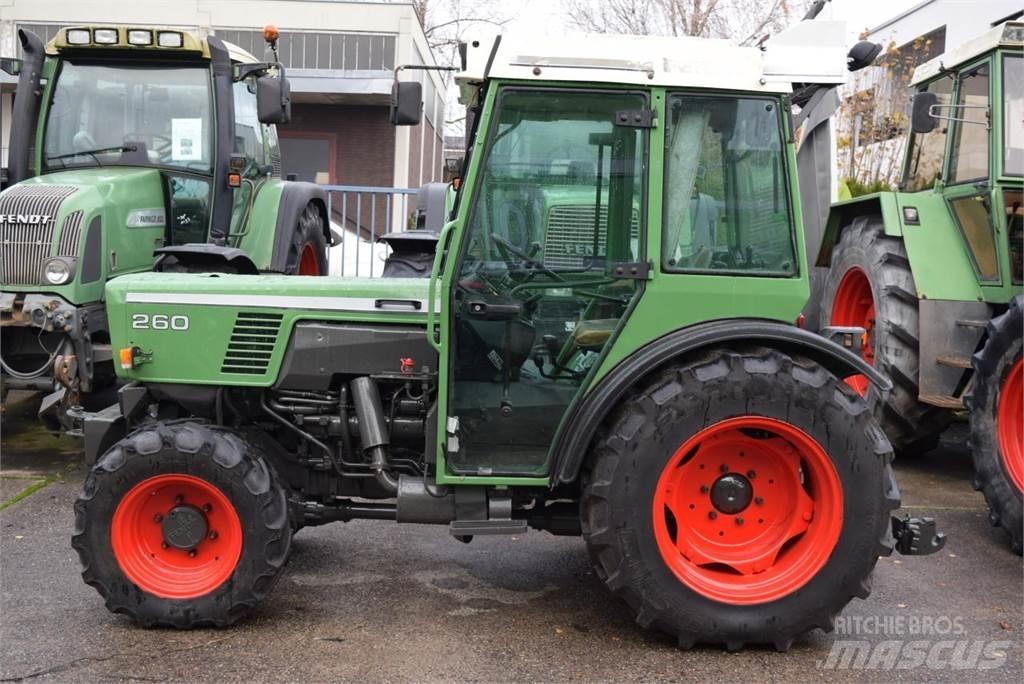Fendt 260 V الجرارات