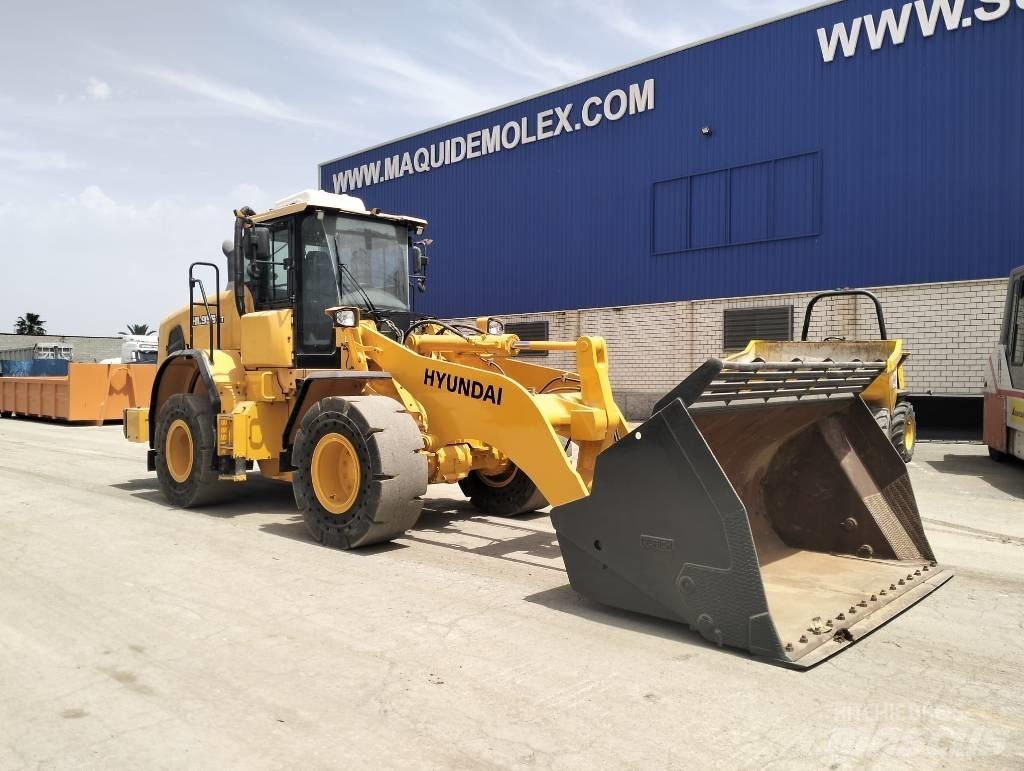 Hyundai HL955XT لوادر بعجل
