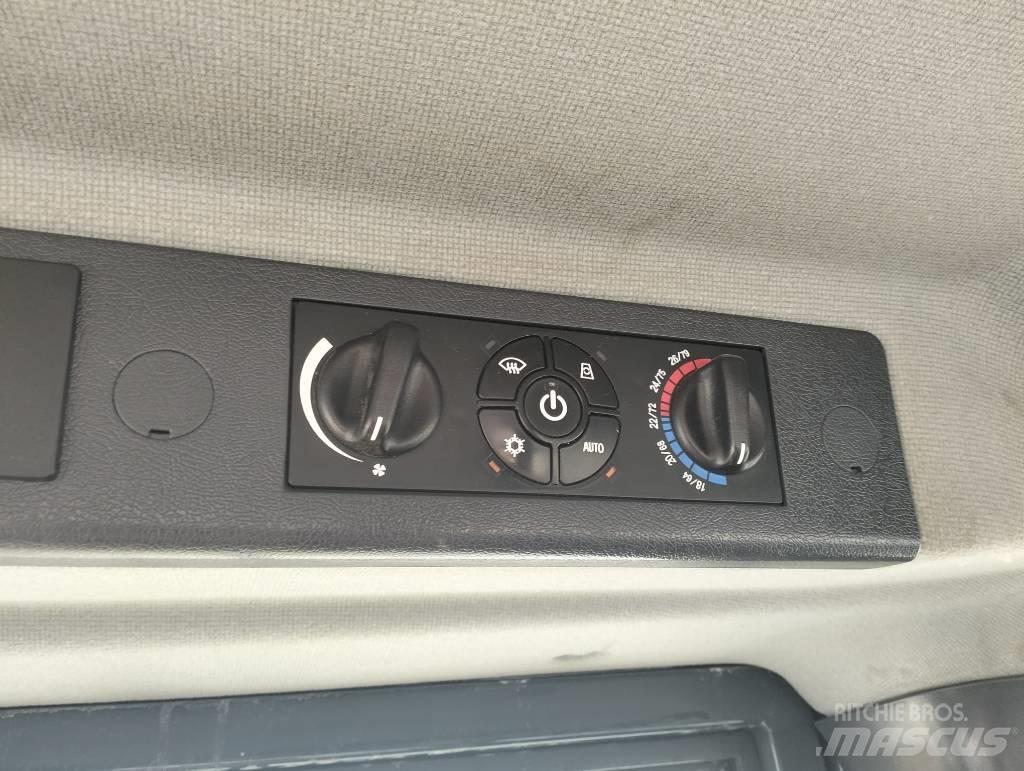 Hyundai HL955XT لوادر بعجل
