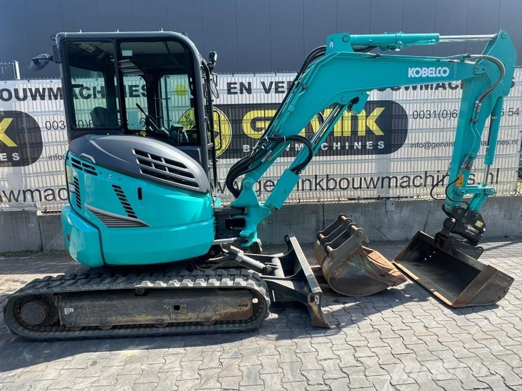 Kobelco SK 35 SR حفارات صغيرة أقل من 7 طن (حفارات صغيرة)