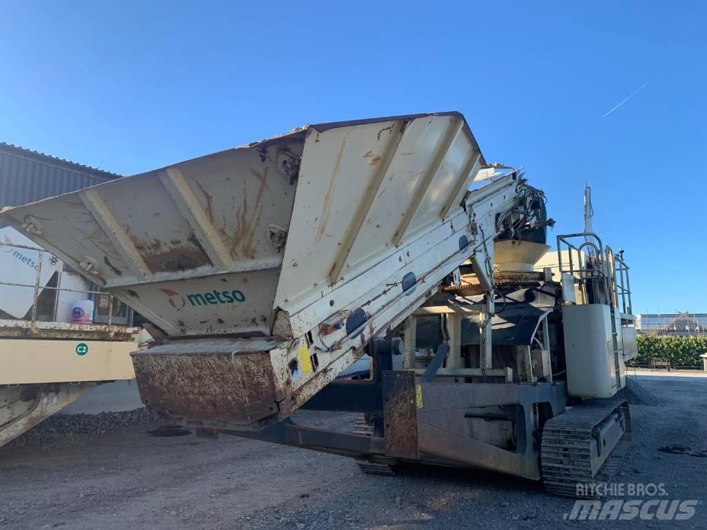 Metso LT 200 HP الكسارات المتنقلة