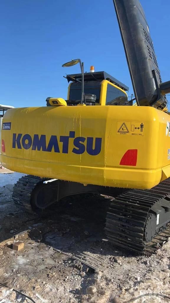 Komatsu PC 220-8 حفارات زحافة