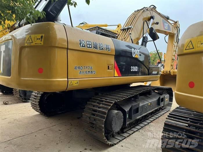CAT 336 D2L حفارات زحافة