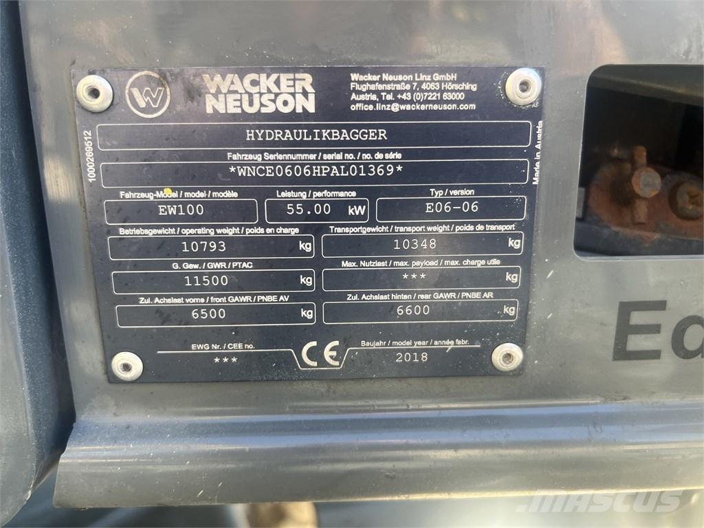 Wacker Neuson EW 100 حفارات بعجل