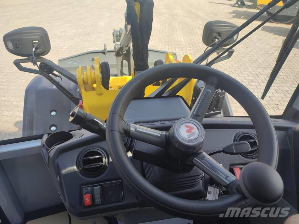 Wacker Neuson WL 750 لوادر بعجل