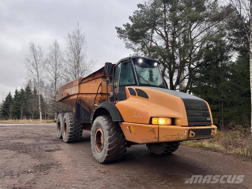 CASE 330 B ساحبات مفصلية