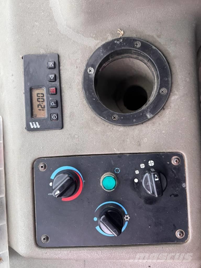 CASE 330 B ساحبات مفصلية