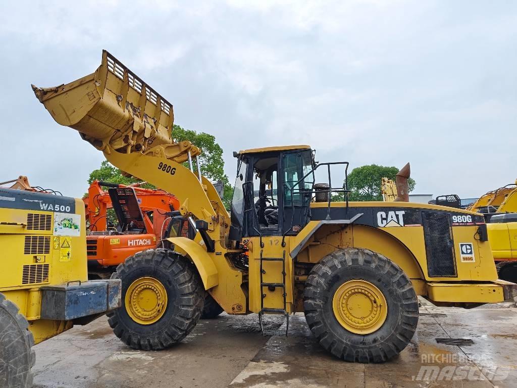 CAT 980 G لوادر بعجل