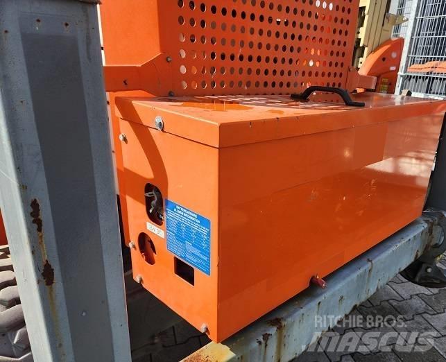 Snorkel S3970 BE RT رافعات مقصية الشكل