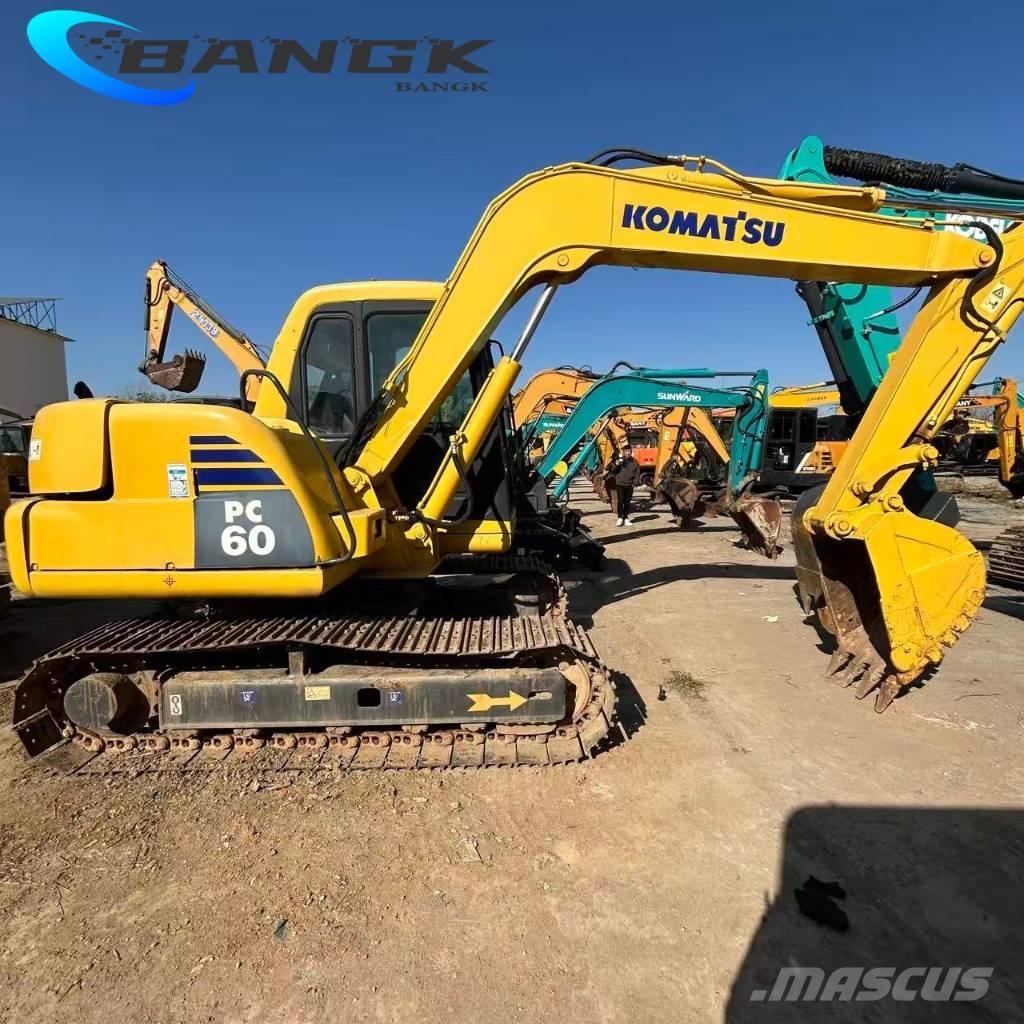 Komatsu P C60 حفارات زحافة