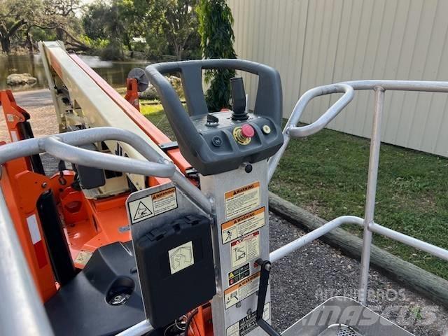 JLG T 350 المنصات الهوائية المثبتة على مقطورة