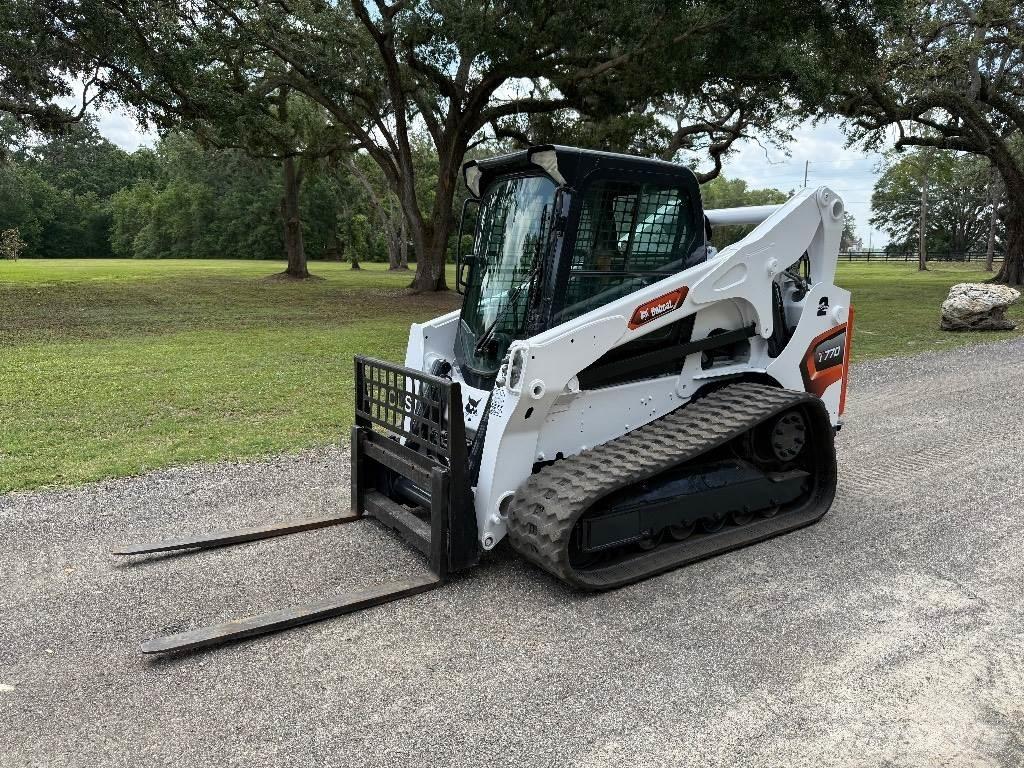 Bobcat T 770 لوادر انزلاقية التوجيه