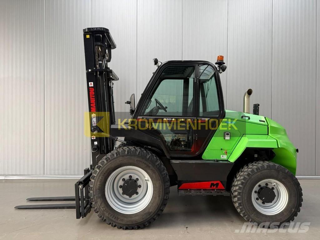Manitou M30-4 شاحنات الطرق الوعرة