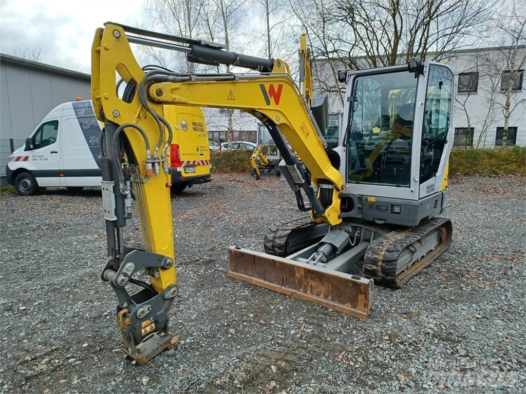 Wacker Neuson ET42 حفارات زحافة