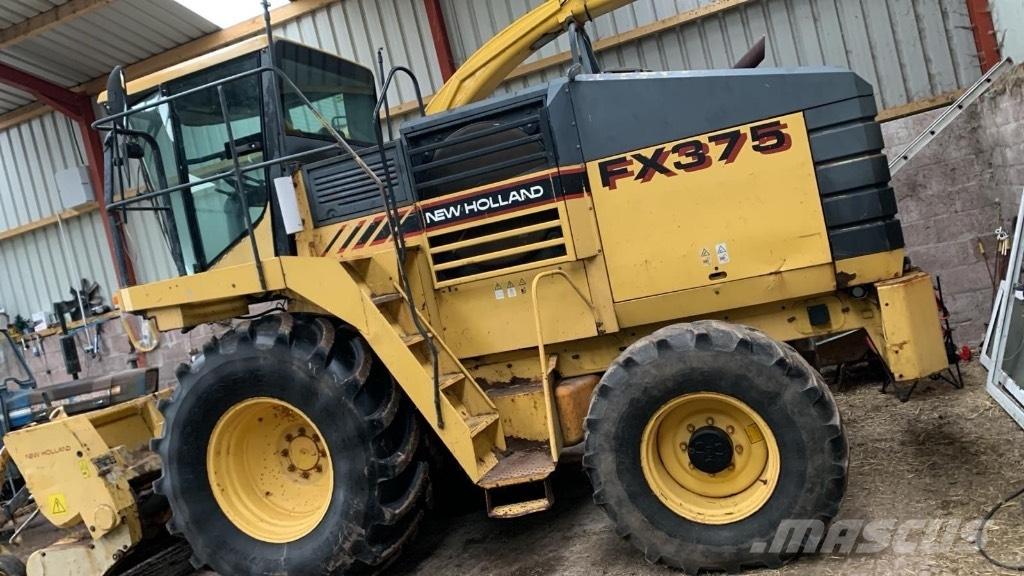 New Holland Fx375 علافات ذاتية الدفع