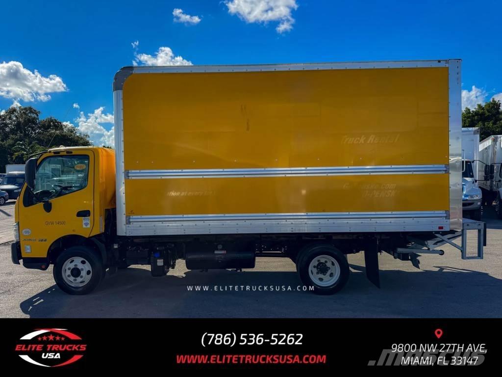 Hino 155 شاحنات ذات هيكل صندوقي