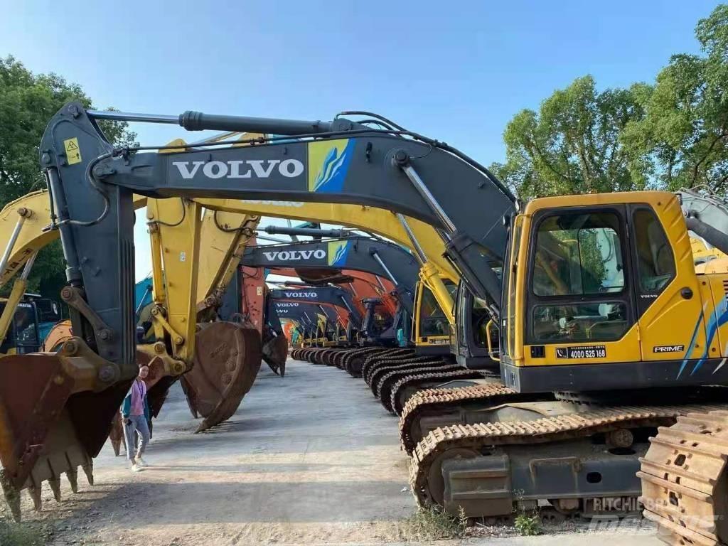 Volvo 360 حفارات زحافة