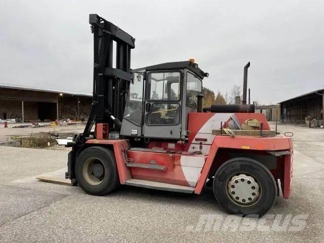 Kalmar DCD120-6 شاحنات الديزل